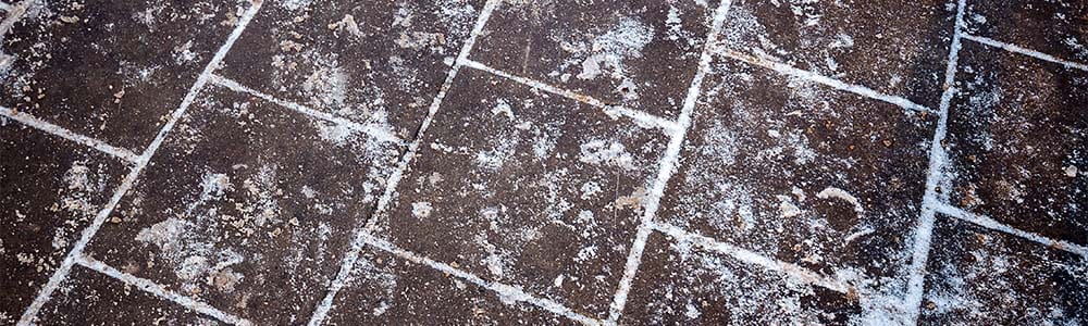 cleaning your tiles in winter weather